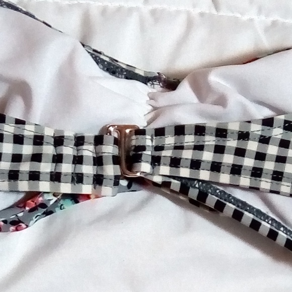 Flower Print Halter Bikini - Picture 6 of 6